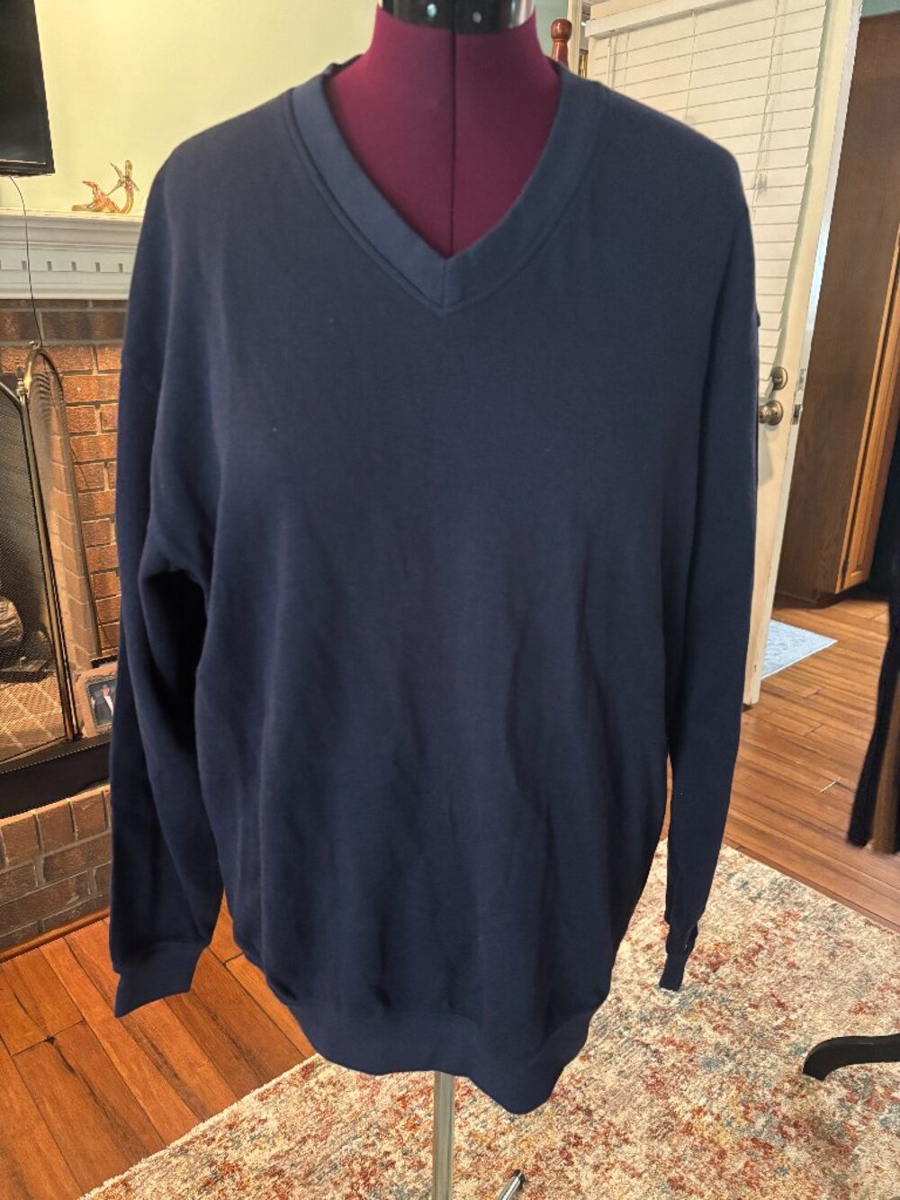 BOLLE GOLF MEN'S SIZE L NAVY BLUE V NECK TOP LONG SLEEVES PULLOVER RIBBED KNIT